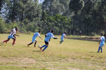 त्रिपक्षीय मैत्रीपूर्ण फुटबल कर्मचारीको टिमले जित्यो 